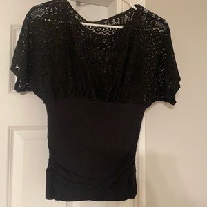 Super cute Black Juniors size top small